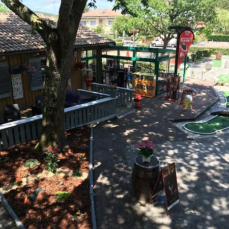 キャンプ場 Camping De Maubuisson